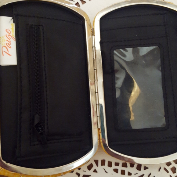 Yellow faux alligator wallet - Picture 5 of 6